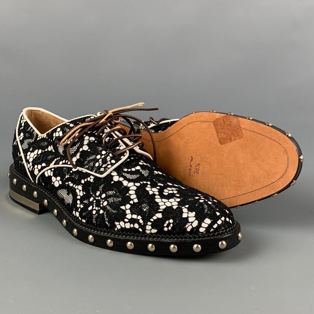 GIVENCHY Size 6.5 Black White Floral Lace Leather Shoes - Picture 3 of 7